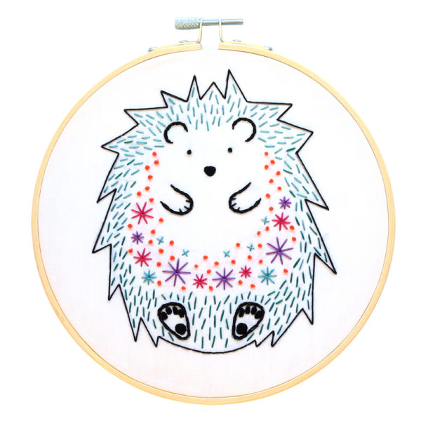 Hawthorn-handmade-white-hedgehog-embroidery-kit-1-ptes