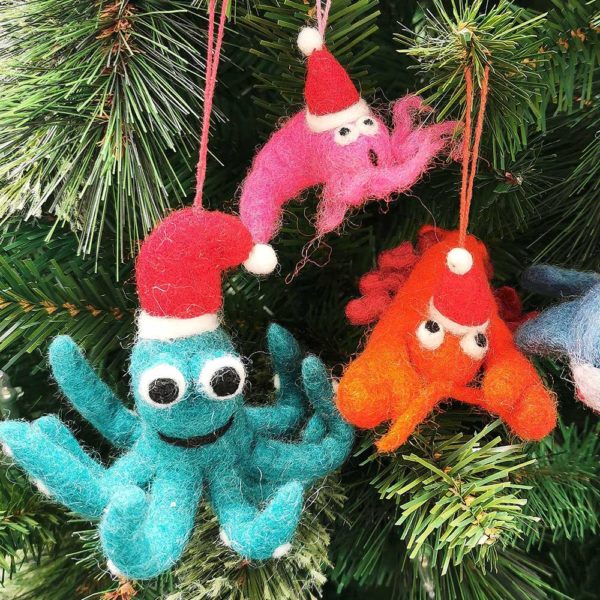 HAndmade_felt_Christmas_Octopus_Prawn_Lobster_Santa_Jaws_Location-felt-so-good